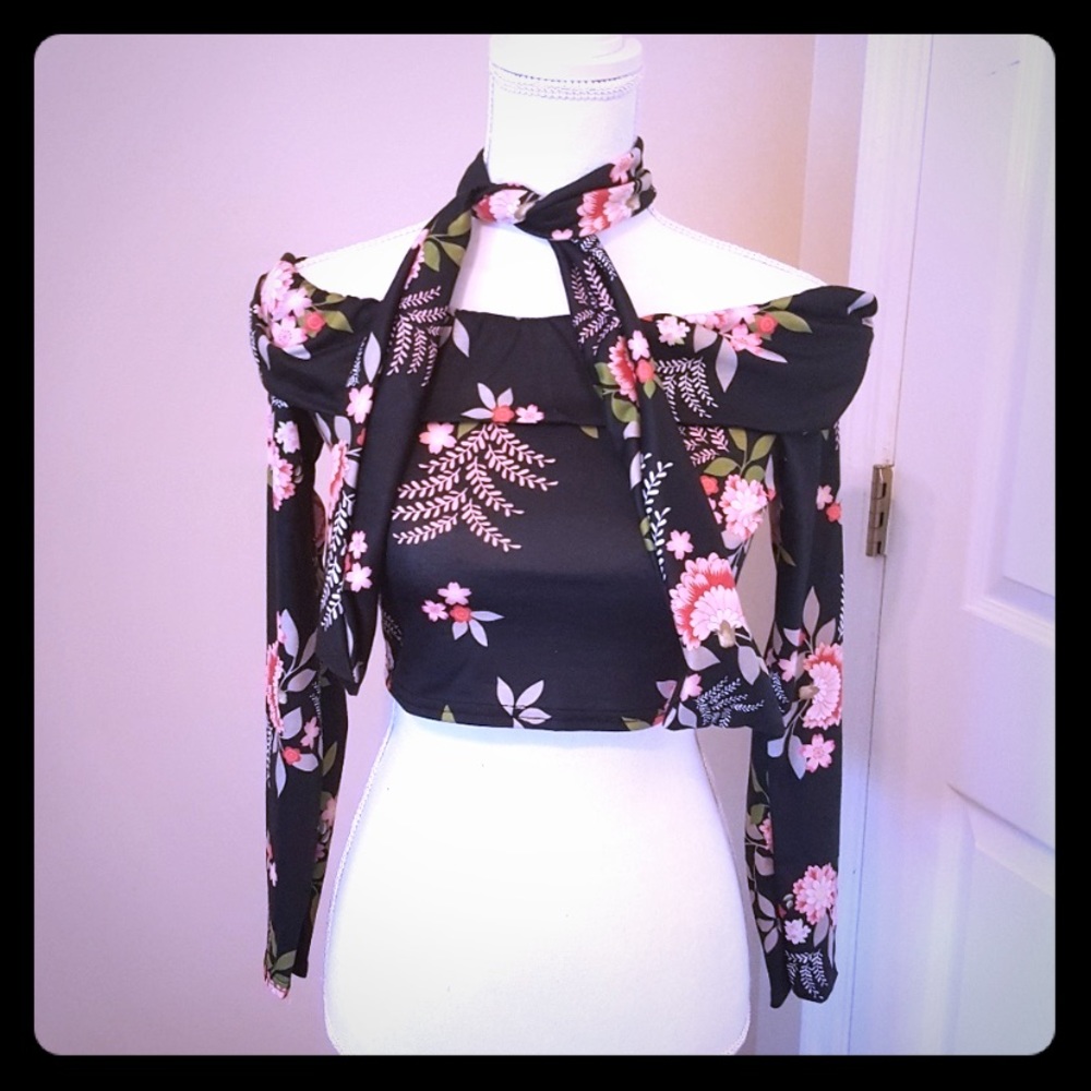Nasty Gal crop top w/scarf